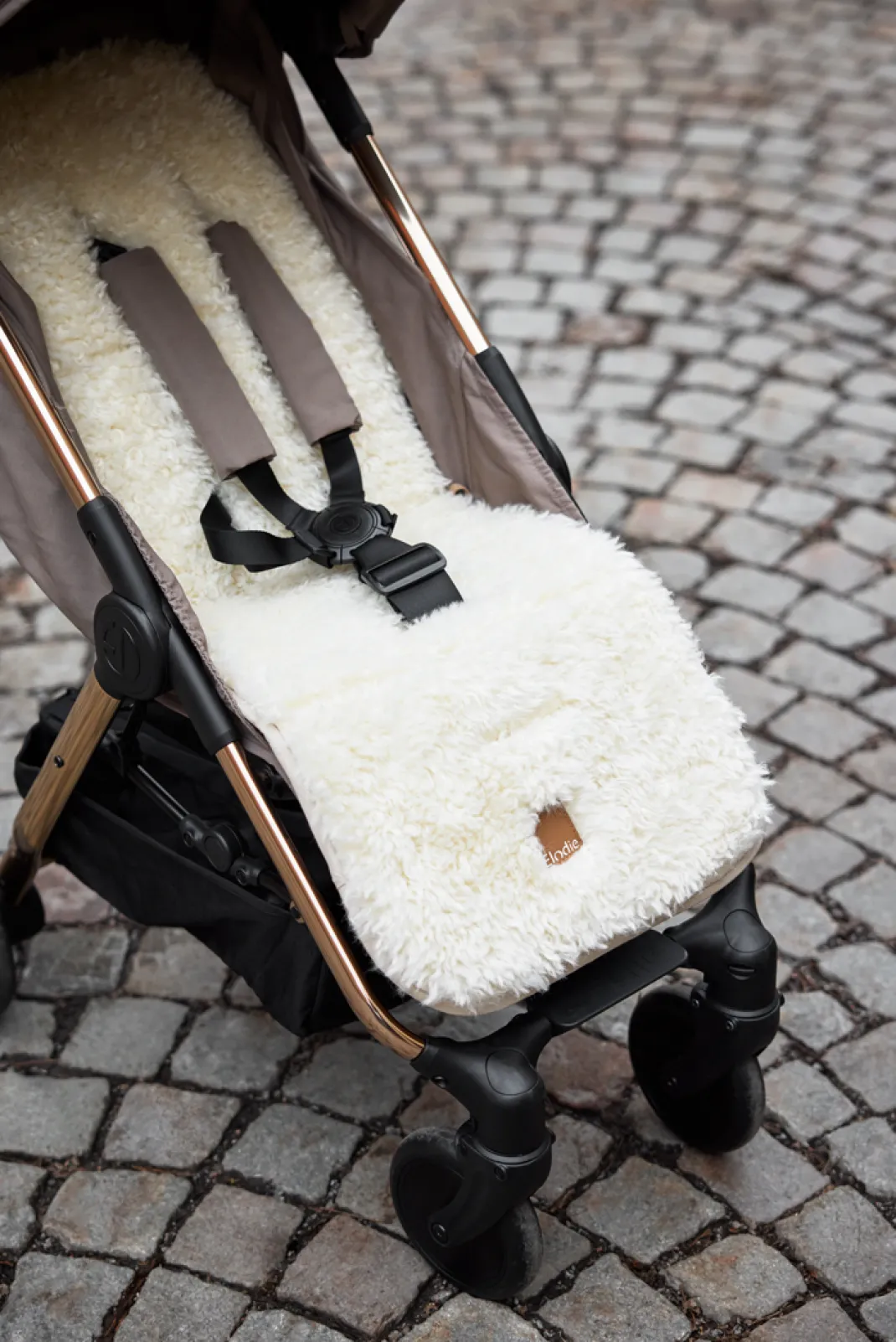 Barnvagnsdyna CosyCushion™ - Soft Sherpa