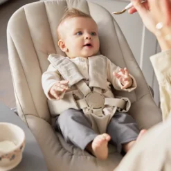 Elodie GRACE Sits för Nyfödd - Moonshell