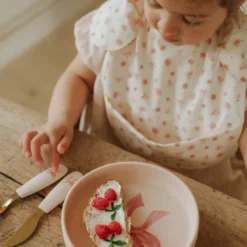Silikontallrik med bestick - Rosy Bow