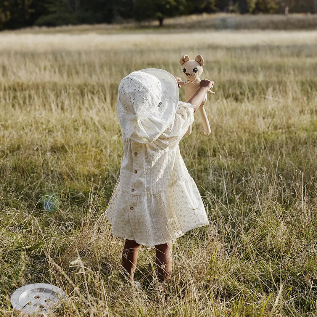 Solhatt - Embroidery Anglaise